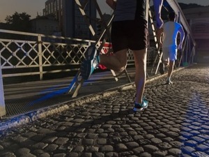 Sicher im Dunkeln joggen - Kampfsport - Selbstverteidigung - Kiel Sicher im Dunkeln joggen - Kampfsport - Selbstverteidigung - Kiel
